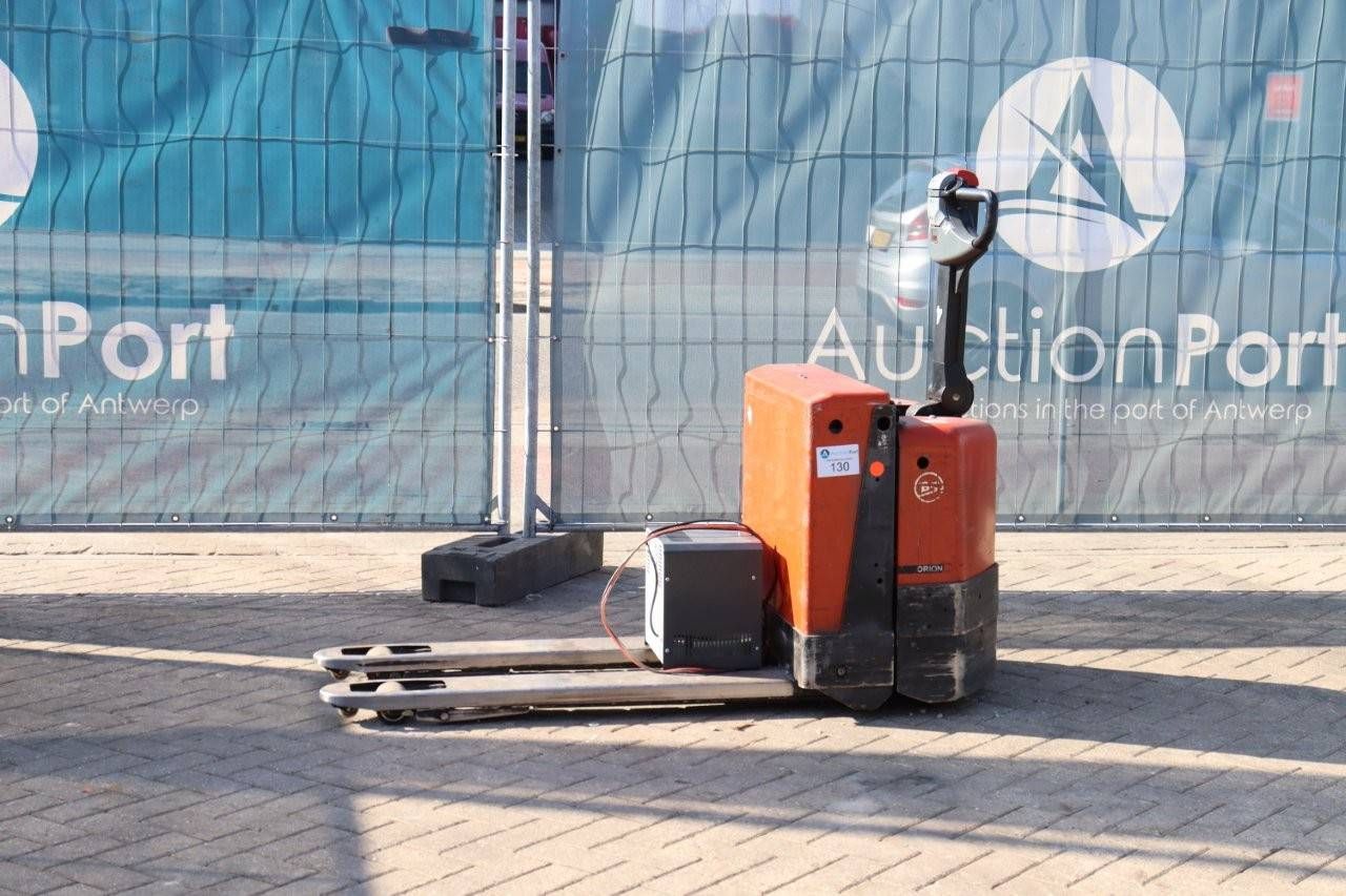 Pallet truck Toyota LWE180 Electric 1800kg