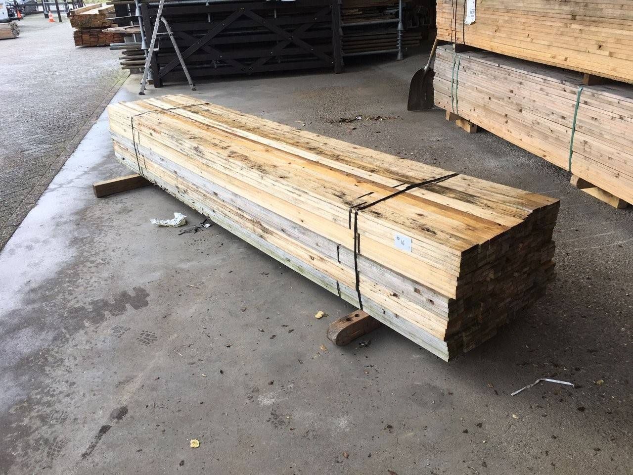 Batch of Pine Wood 320 pieces