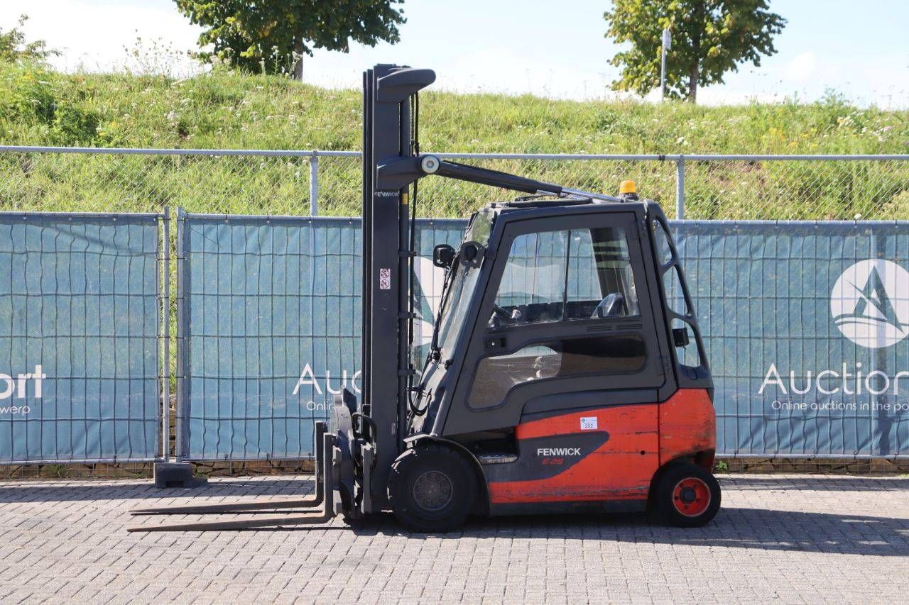 Forklift Linde E25 Electric