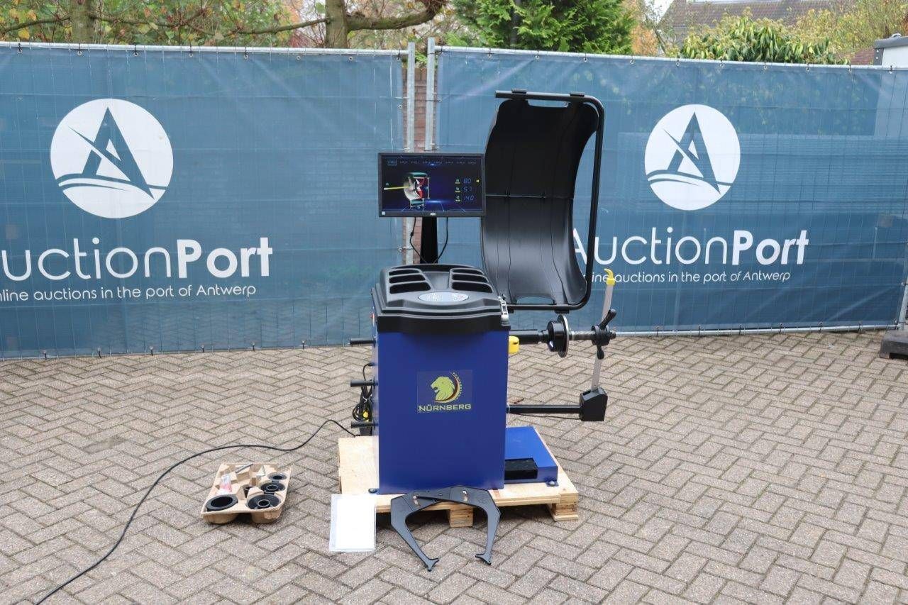 Tire balancing machine Nuremberg Electric 220V 2022 New