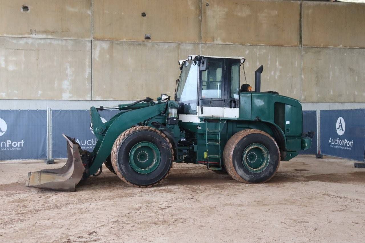 Wheel loader Caterpillar 928H Diesel 2011