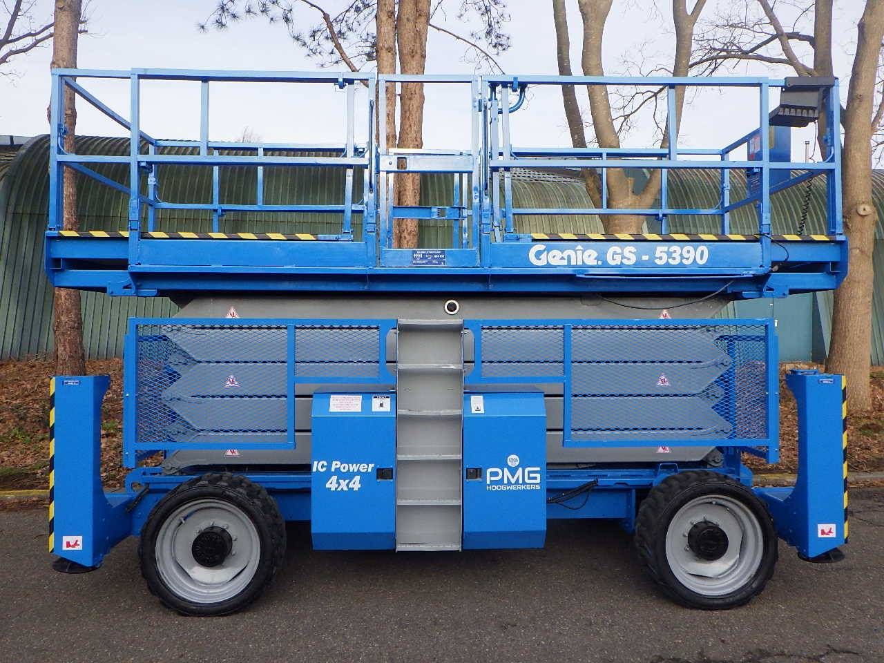 Scissor lift Genie GS-5390 Diesel 18.15m 2007