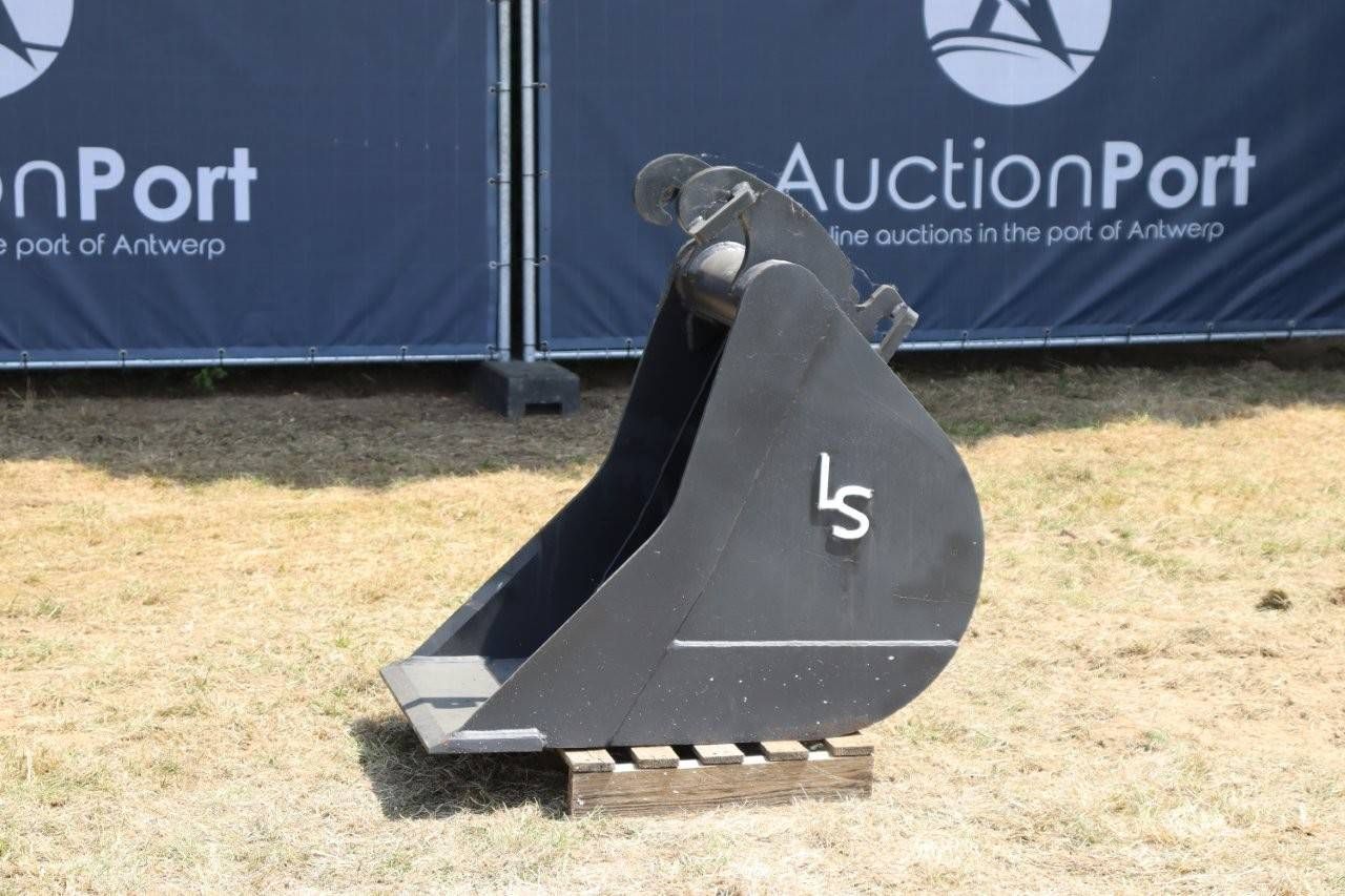 Excavator bucket LS Crane buckets DS044 2022