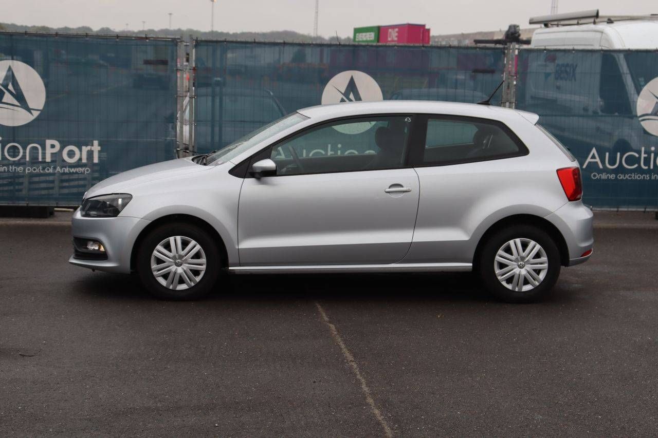 Passenger car Volkswagen Polo Petrol 60hp 2016 (Margin)