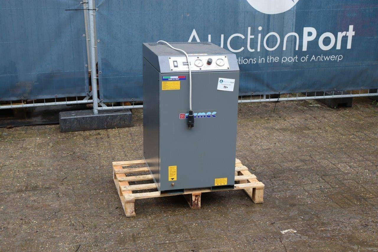 Oil-lubricated piston compressor Airmec 1121720808 Electric 1.8kW 230V 2019