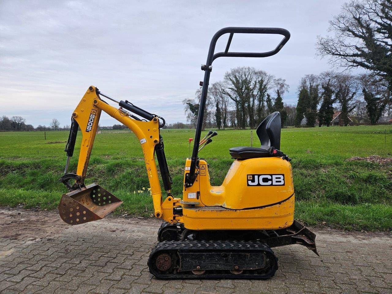 Mini digger JCB 8008 Diesel 12hp 2019
