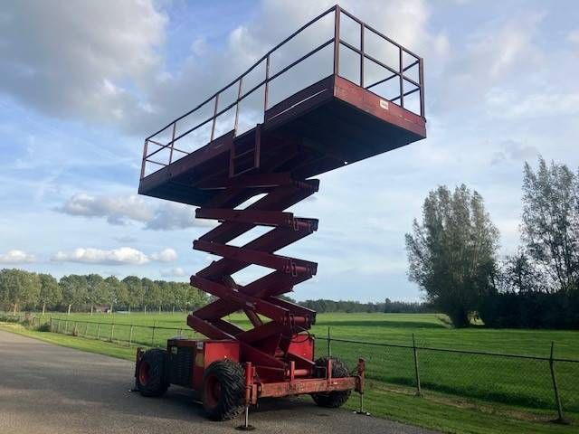 Scissor lift JLG Diesel 12m 4x4