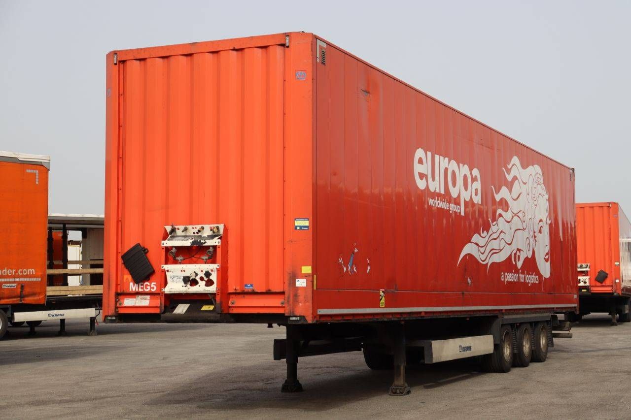 Closed Trailer Krone SD 2017