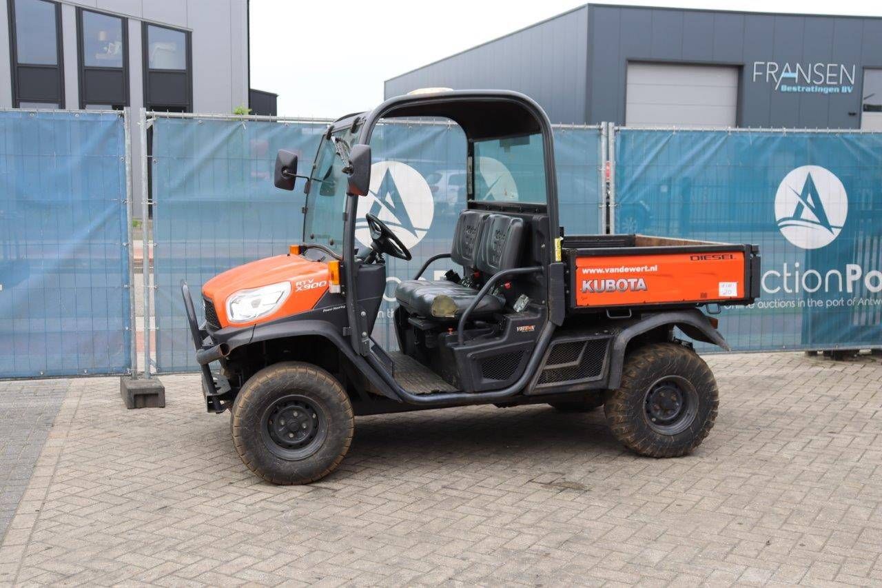 Gator Kubota RTVX900 Diesel 15.4kW
