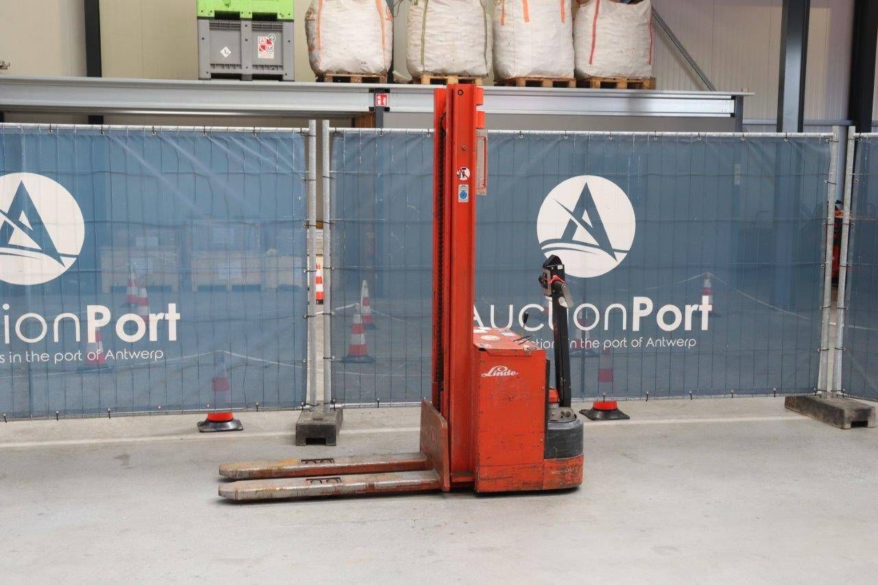 Stacker Linde L12 Electric 1200kg 3.29m 1992