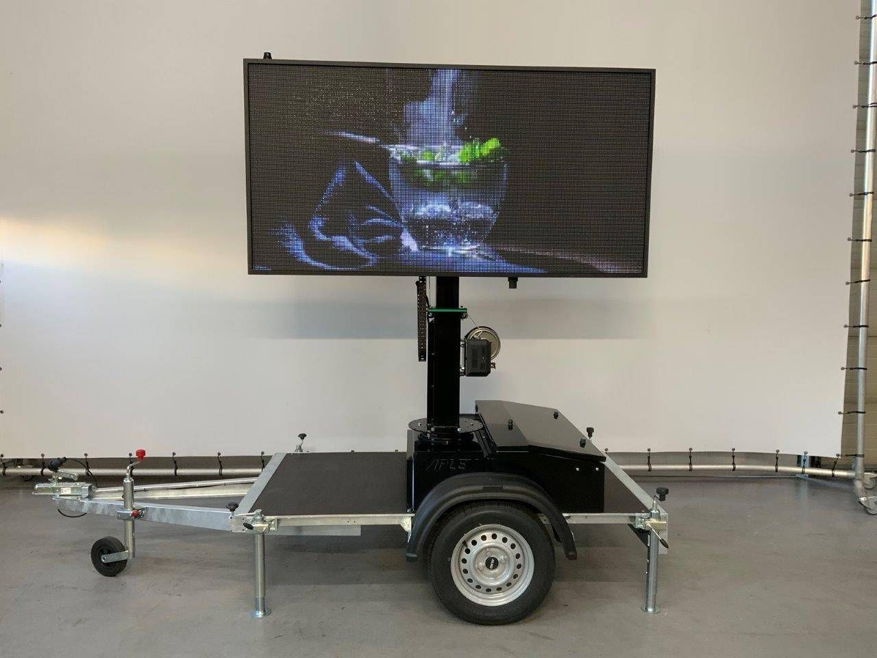 LED screen Viplex Text cart P8 on trailer Electric 220V 2023 New