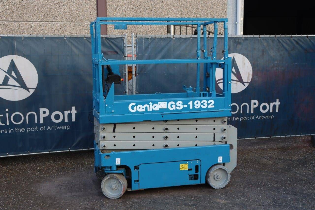 Scissor lift Genie GS-1932 Electric 7.8m