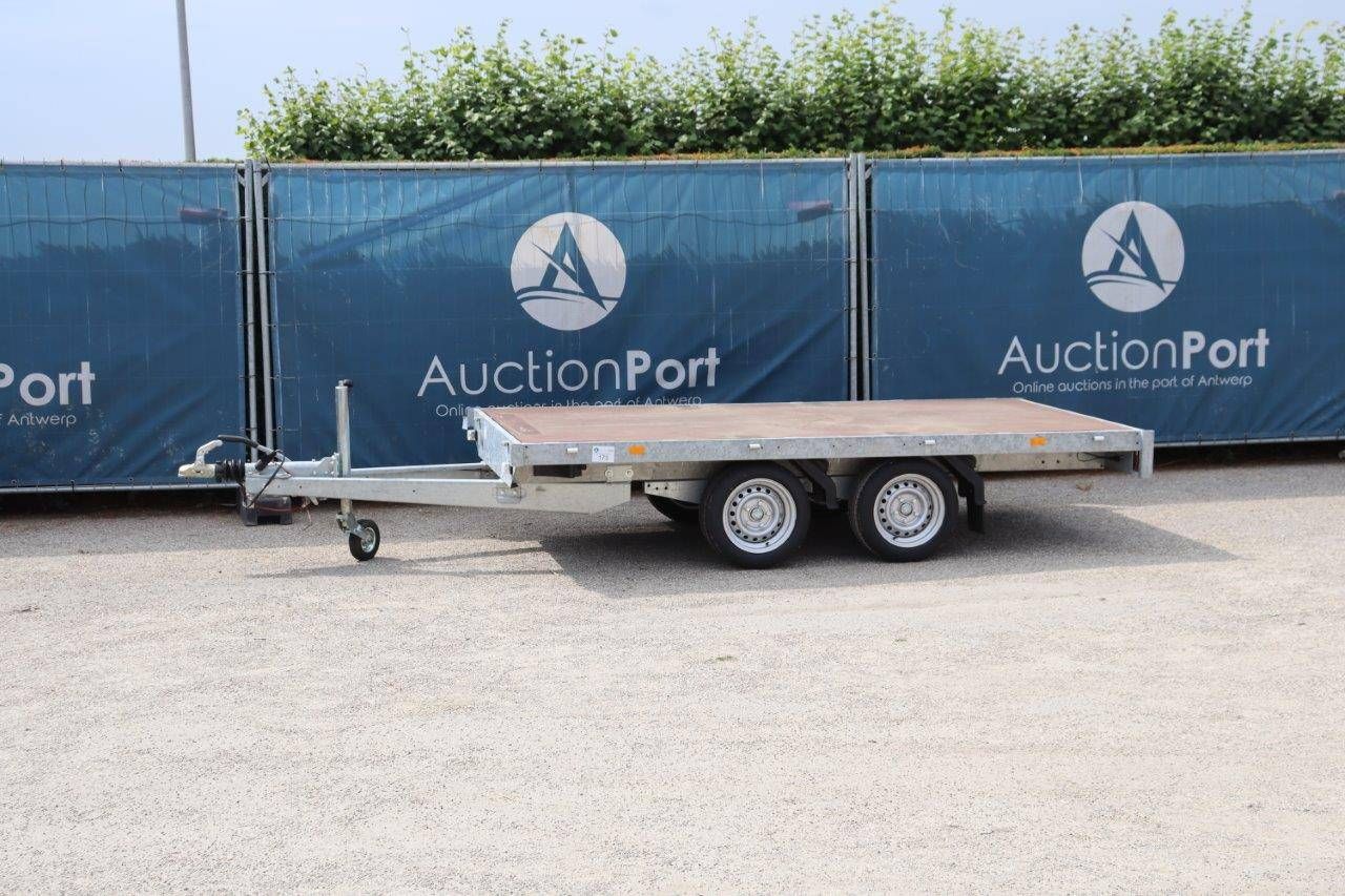 Flatbed trailer Eduard P4 2700kg 
