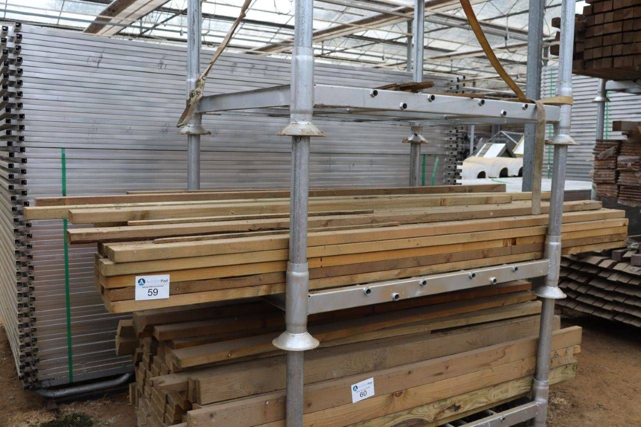 Batch of Wood 2.70x2.00m