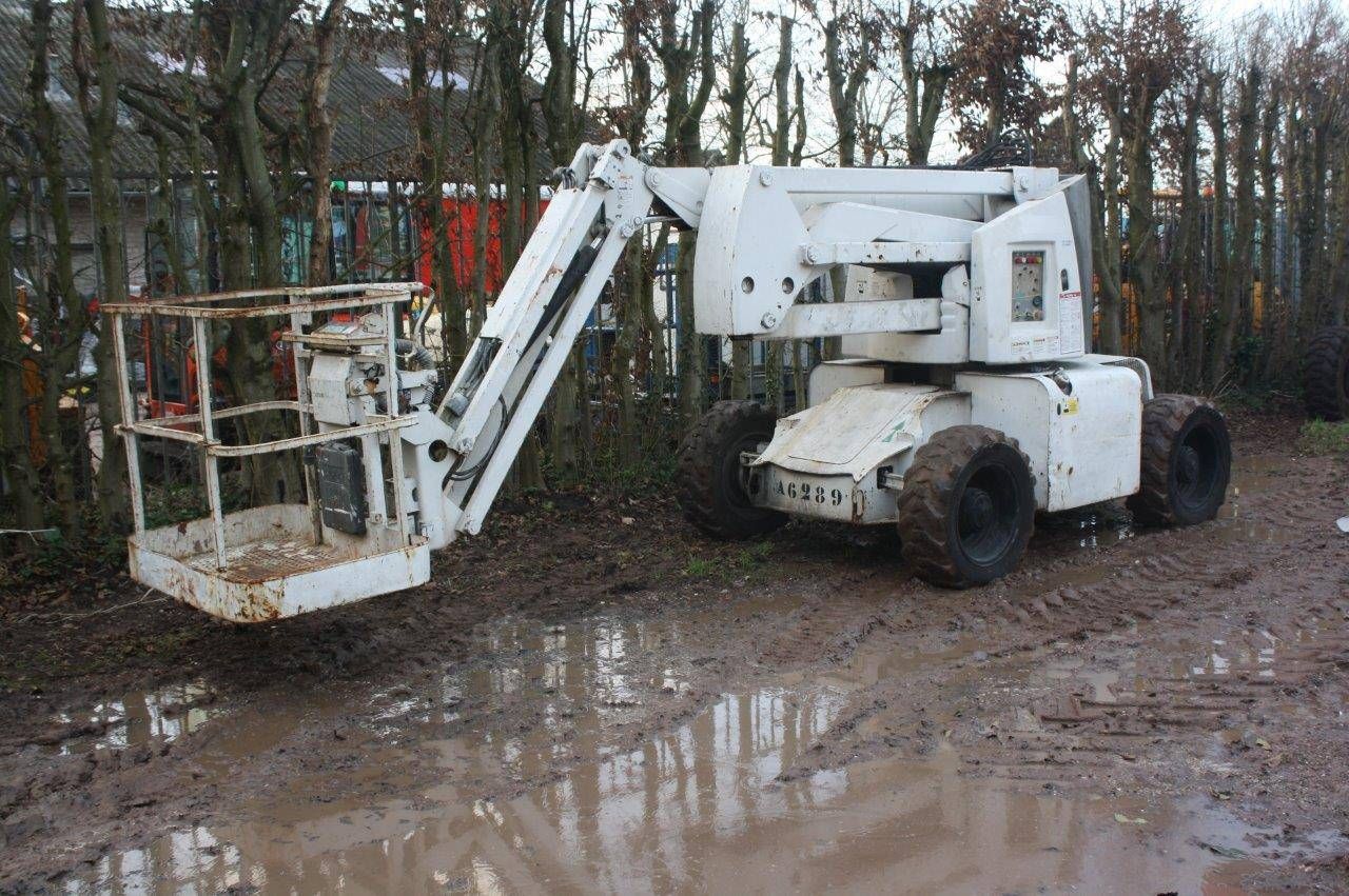 Articulating boom lift Haulotte HA12PX Diesel 12m
