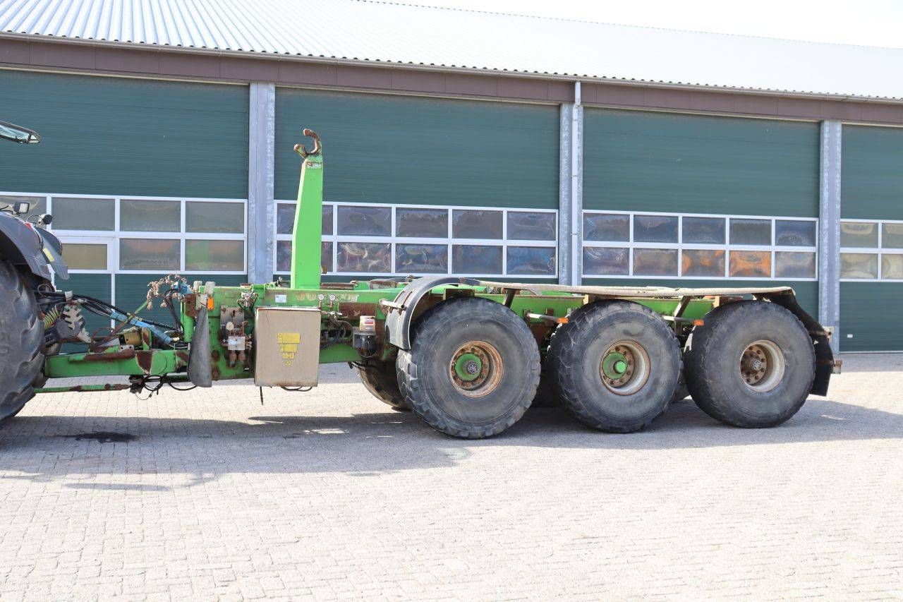 Landbouwonderstel Joskin 16-24TRS 2009 met haakliftsysteem