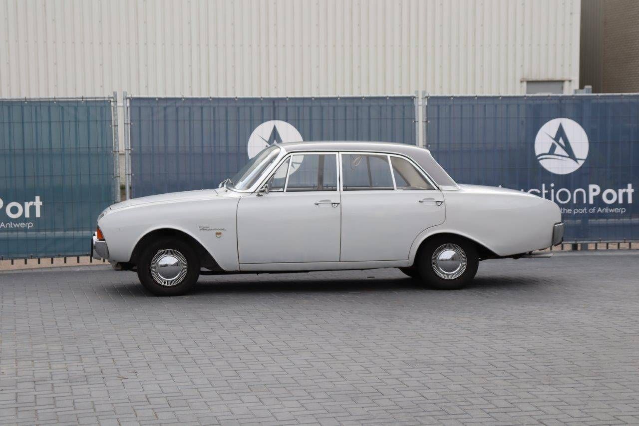 Ford Taunus 17M/P3 de Luxe Petrol 60hp 1962 (Margin)