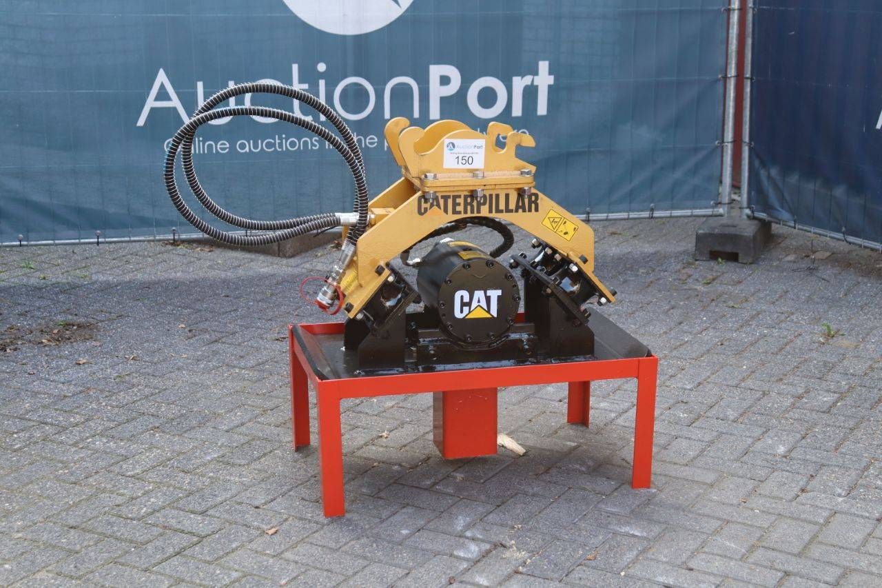 Vibrating block / Vibrating plate equipped with pole hammer CW05 800 x 550 mm