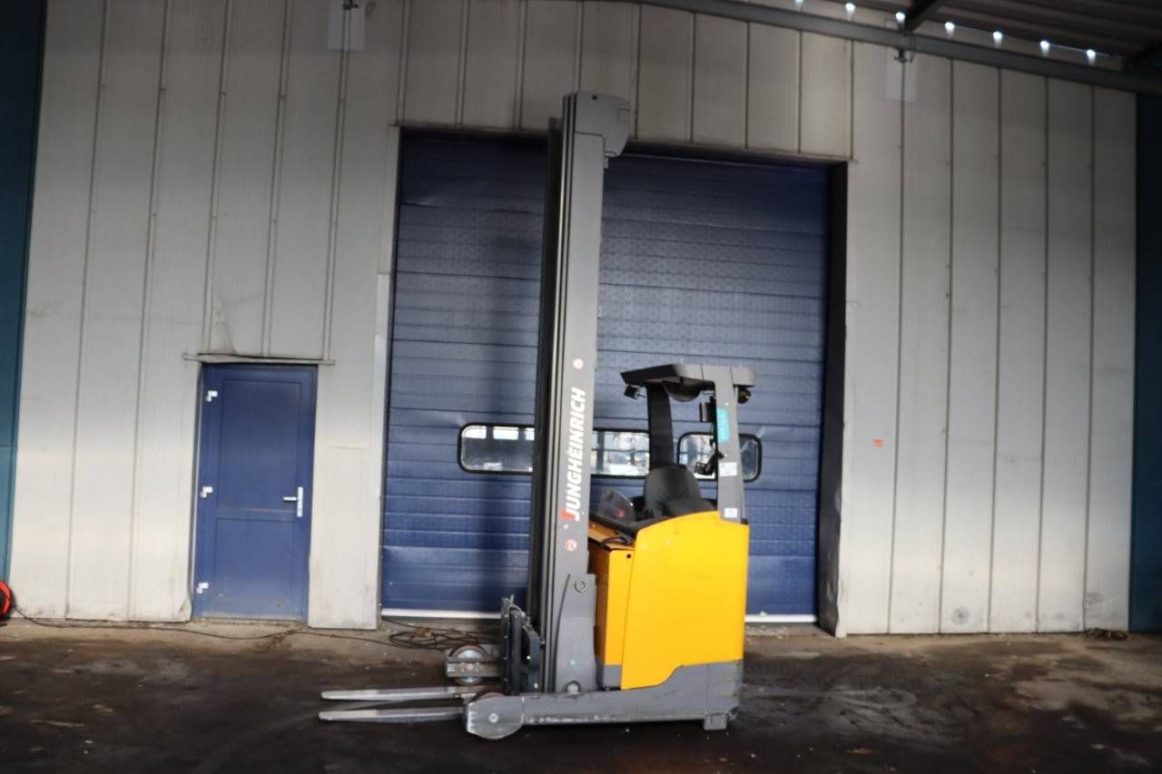 Reach truck Jungheinrich ETV 214 Electric 1400kg 9.92m 2018