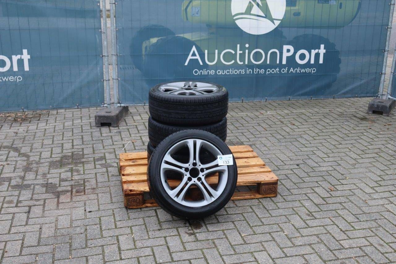 Set of car tires Hankook 225/45R17 91V for A-class
