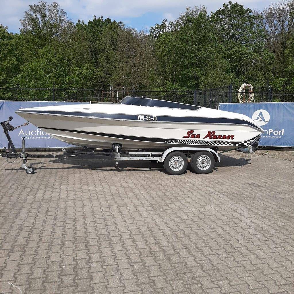 Schnellboot Sun Runner