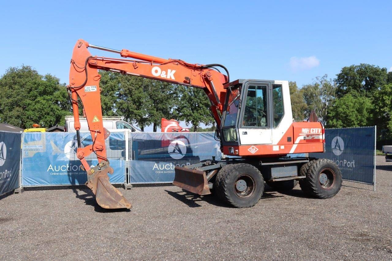 Excavator O&amp;K MH City Diesel 83hp