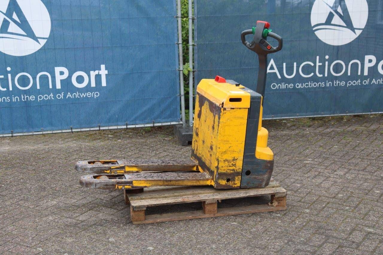 Pallet truck Jungheinrich Electric