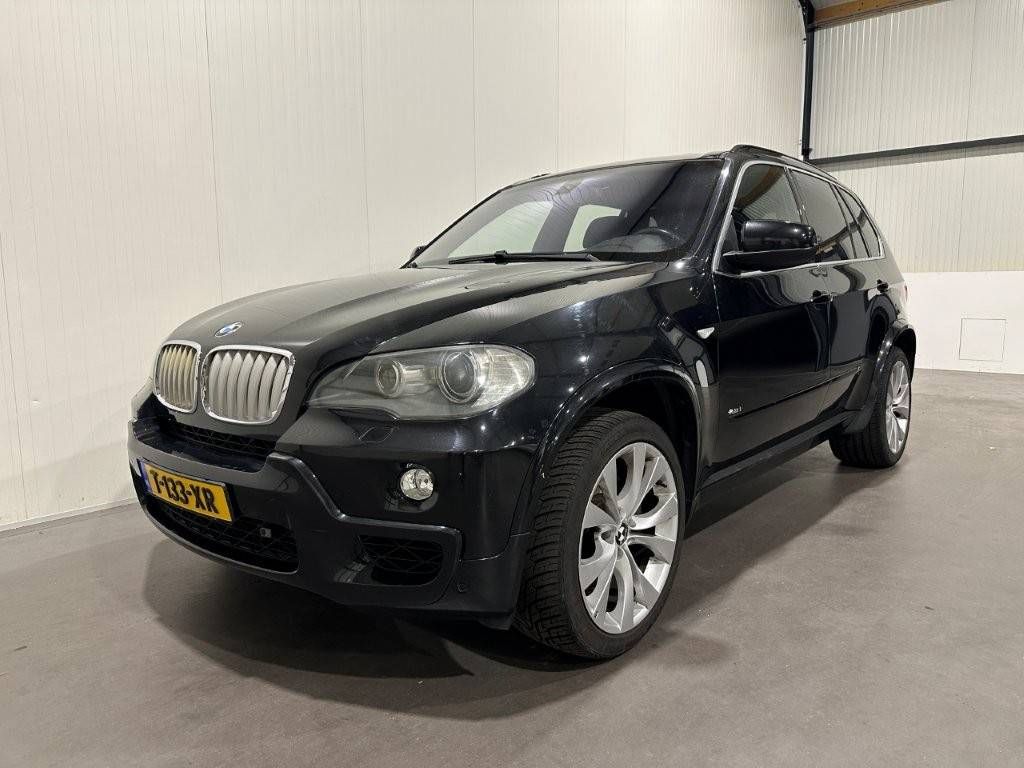 BMW X5 Xdrive 4.8i V8 Youngtimer (Margin)