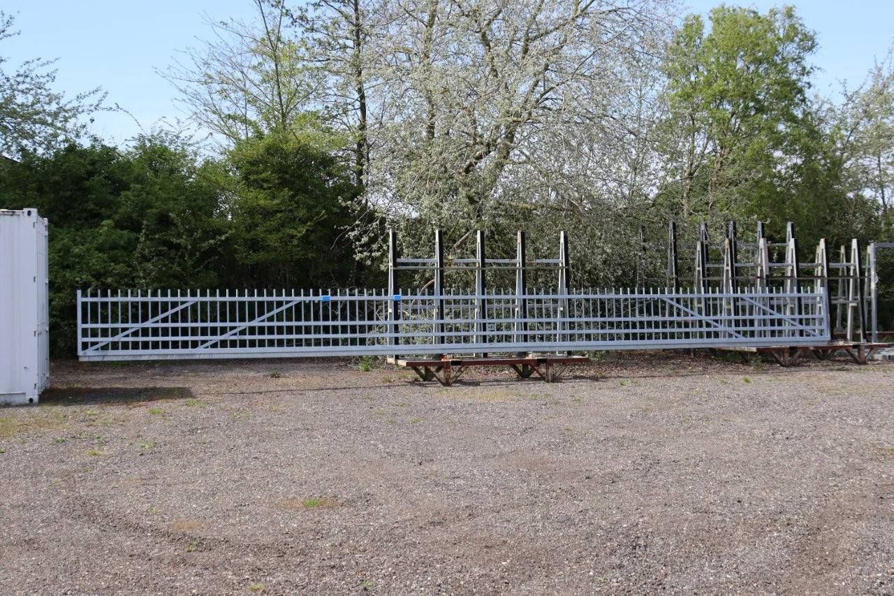 Cantilever Sliding Gate Demo