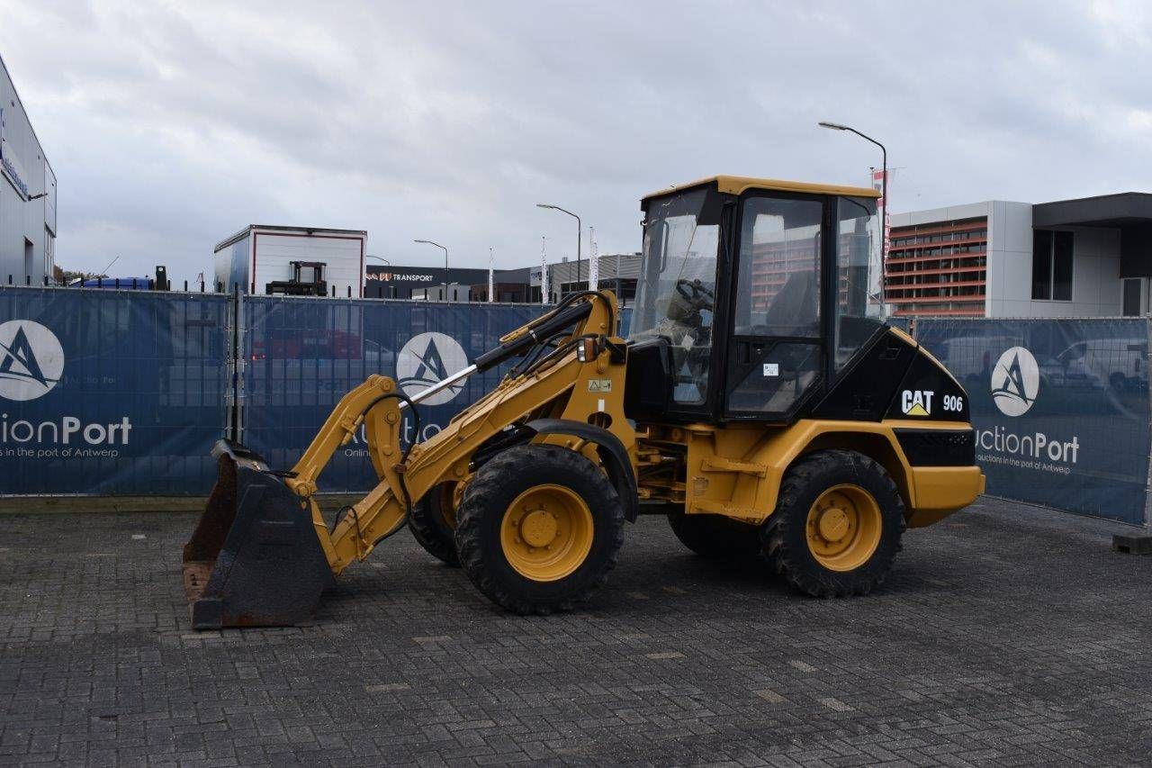Wheel loader Caterpillar 906 Diesel