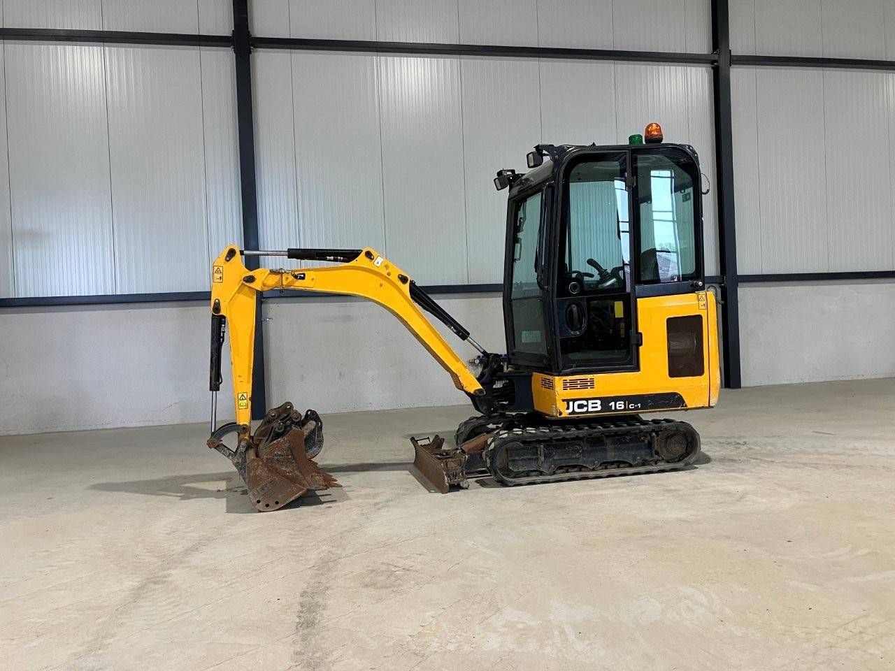 Mini excavator JCB 16C-1 T3 Diesel 2020