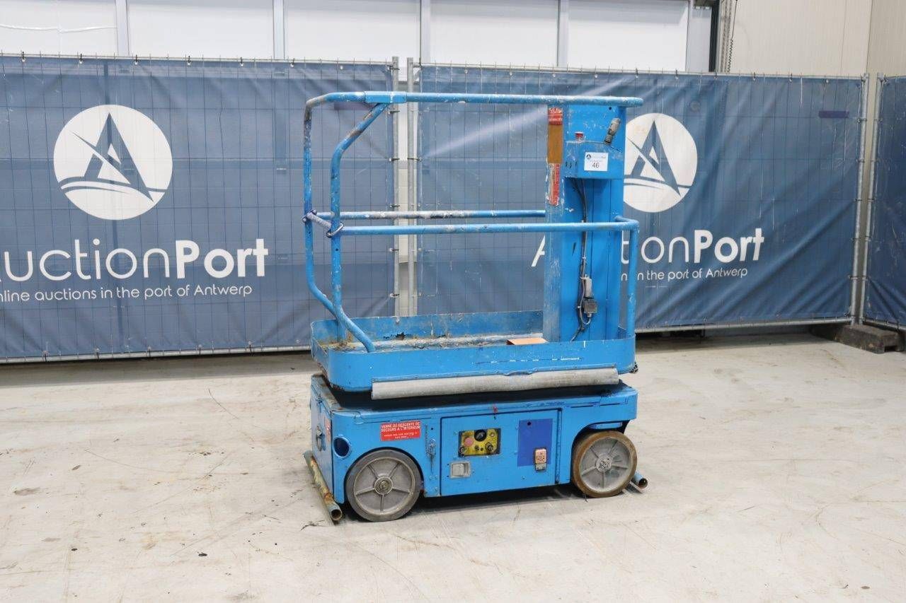 Mast lift Upright TM12 Electric 227kg 5.7m