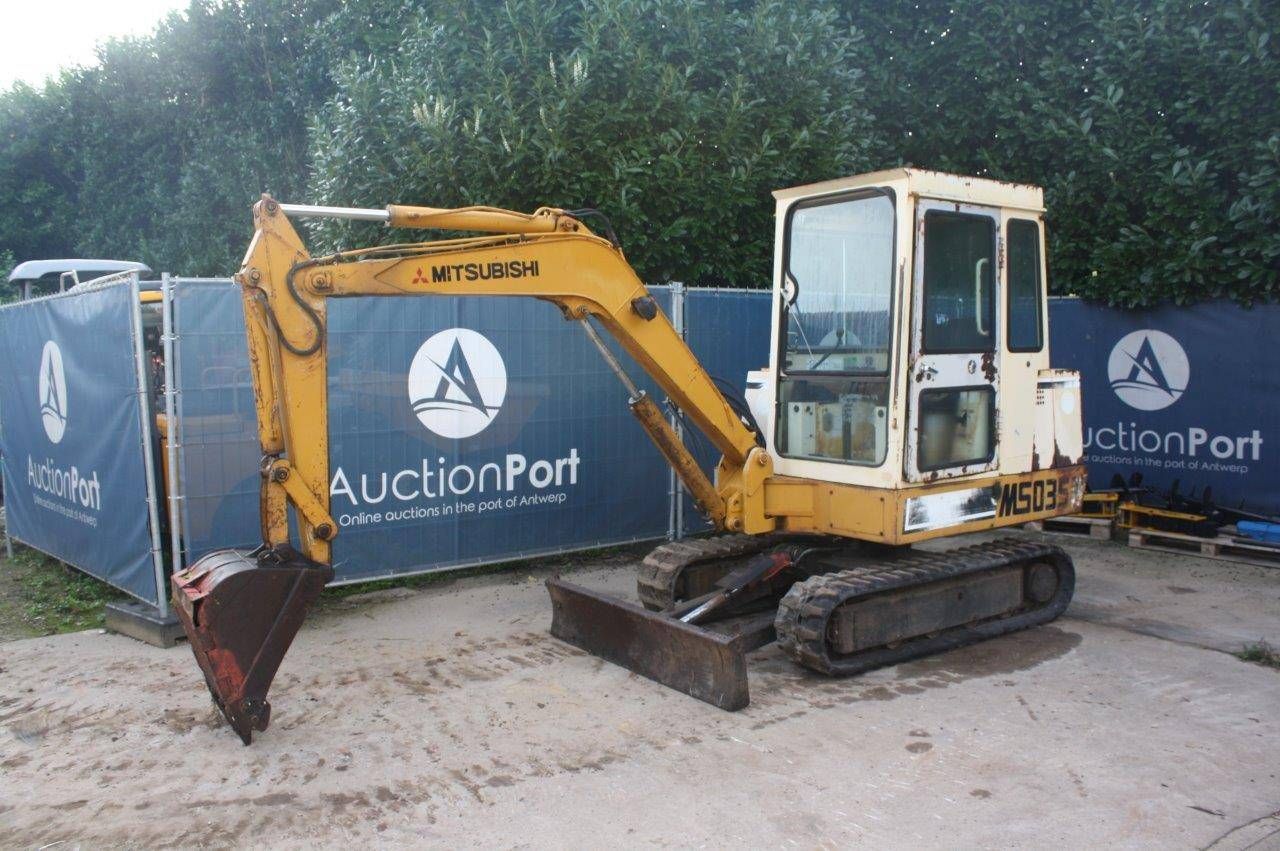 Crawler excavator Mitsubishi MS035 Diesel