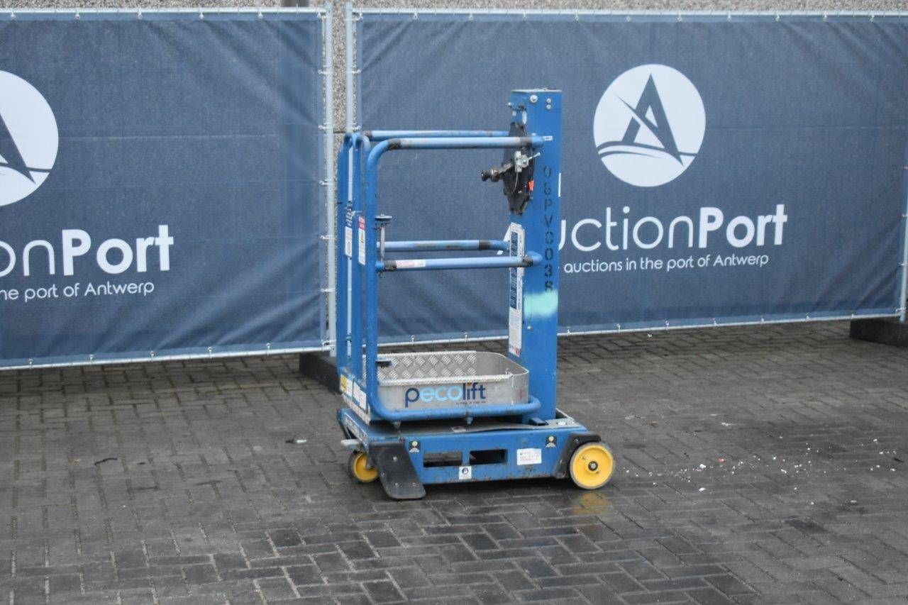 Peco Lift Power Towers Manual 3.5m