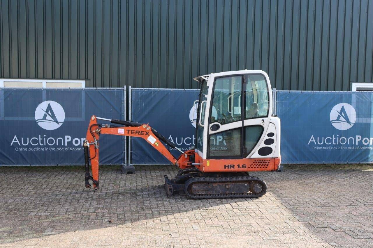 Mini digger Schaeff HR 1.6 Diesel 18hp 2006