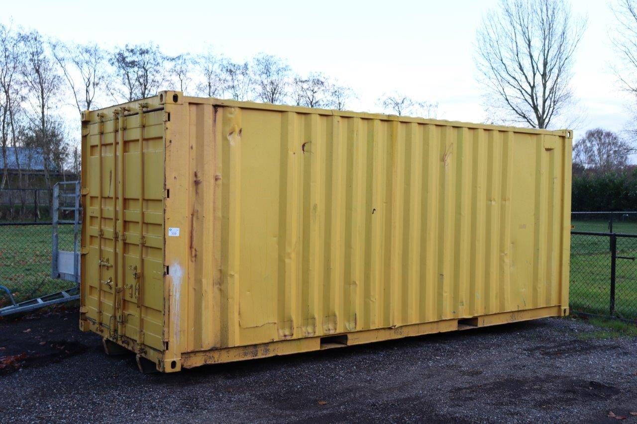 Container