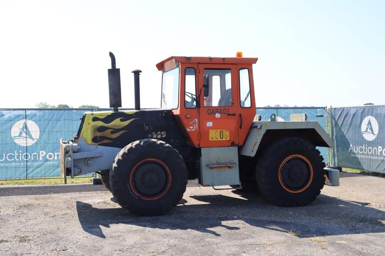 Tractor Mercedes-Benz MB-Trac 1300 Diesel