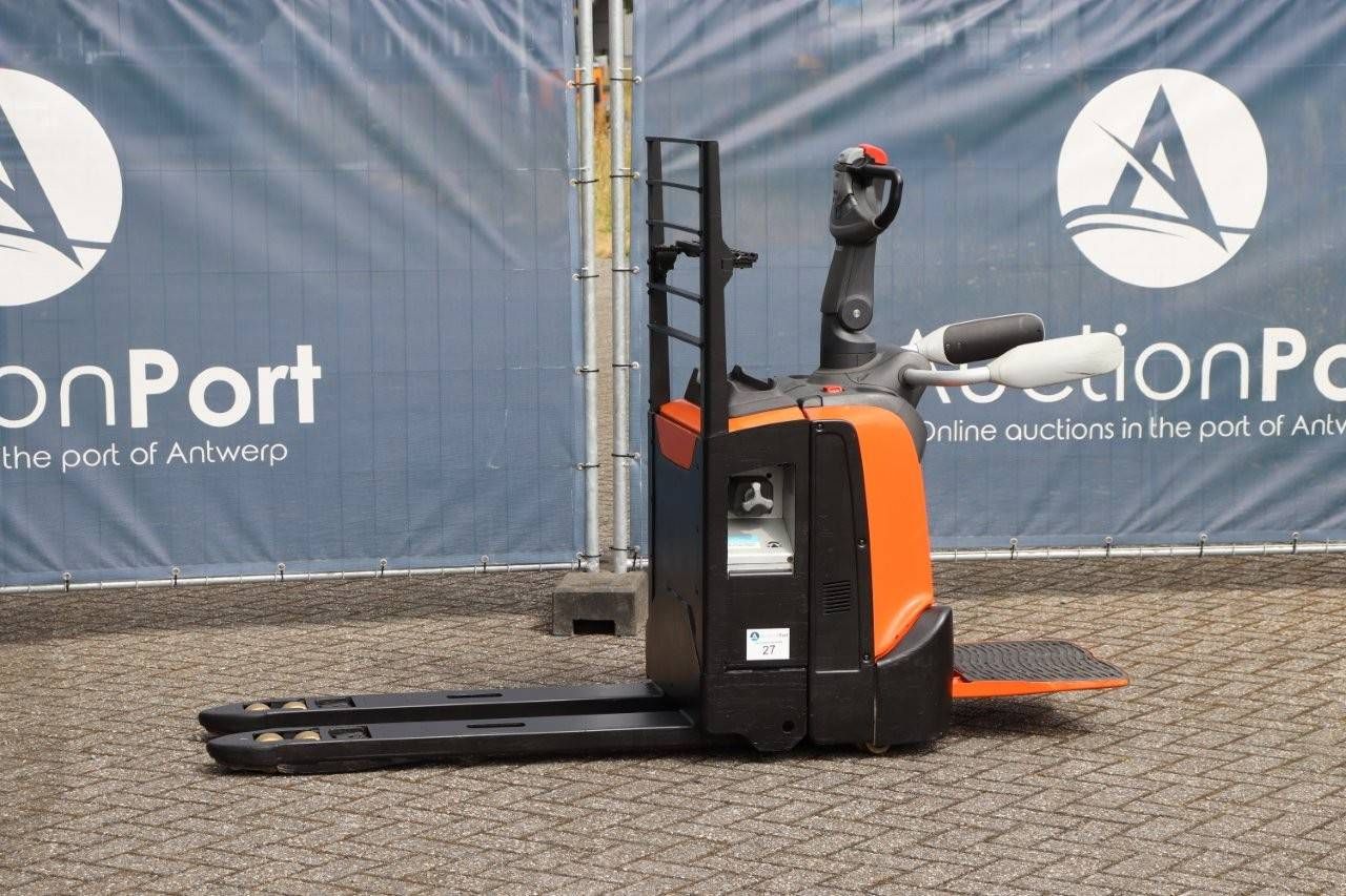 Pallet truck Toyota LPE200 Electric 2000kg 2019