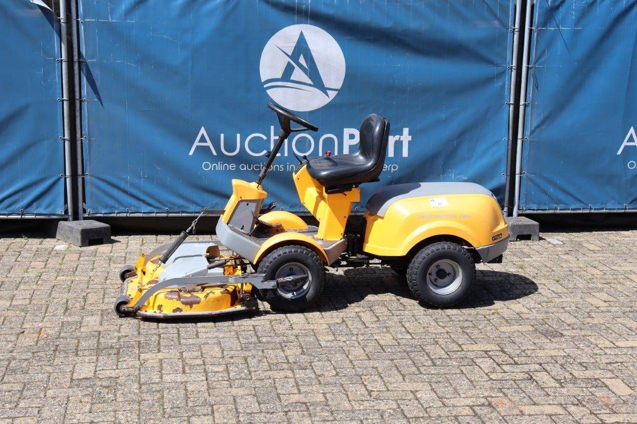Riding mower Stiga Park Prestige 4WD Petrol