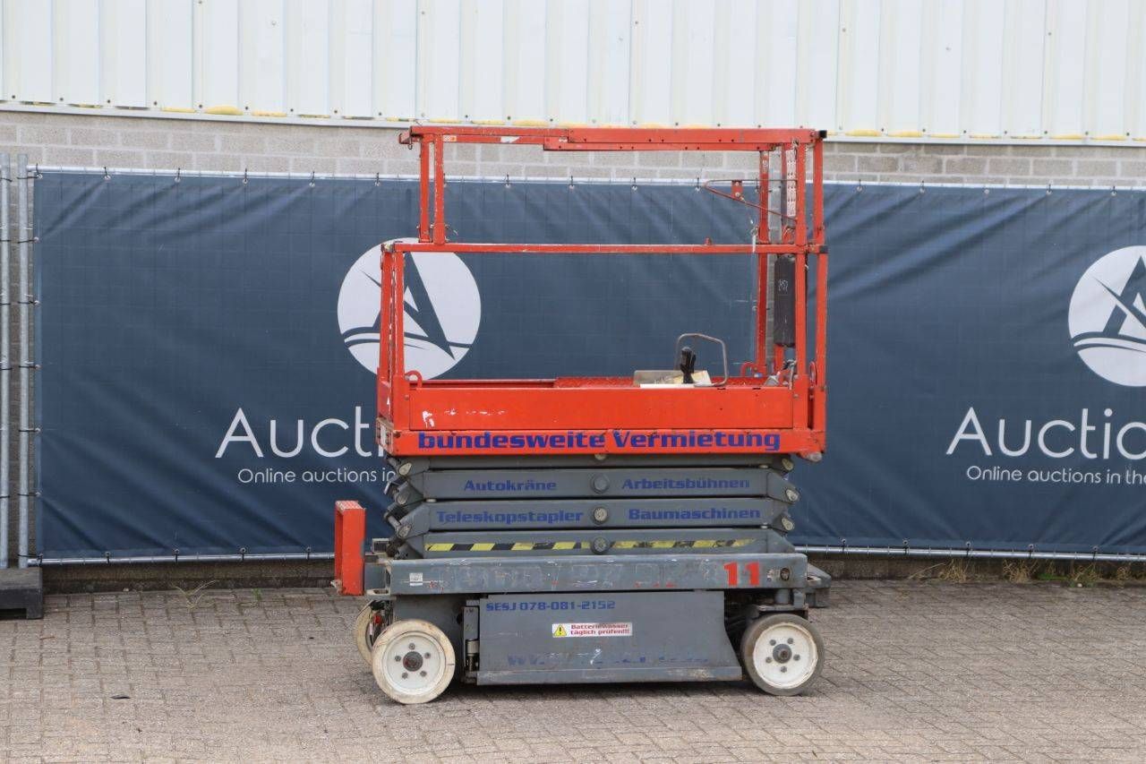 Scissor Lift Skyjack SJ III - 3219 Electric 7.79m 2015