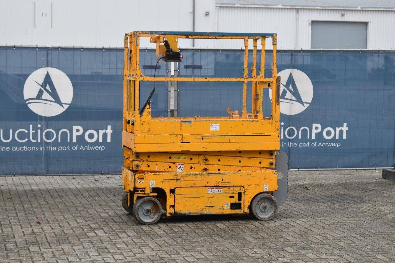 Scissor lift Genie GS-1532 Electric 6.6m