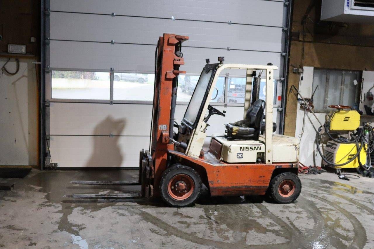 Forklift Nissan EF02A20U Diesel 2000kg