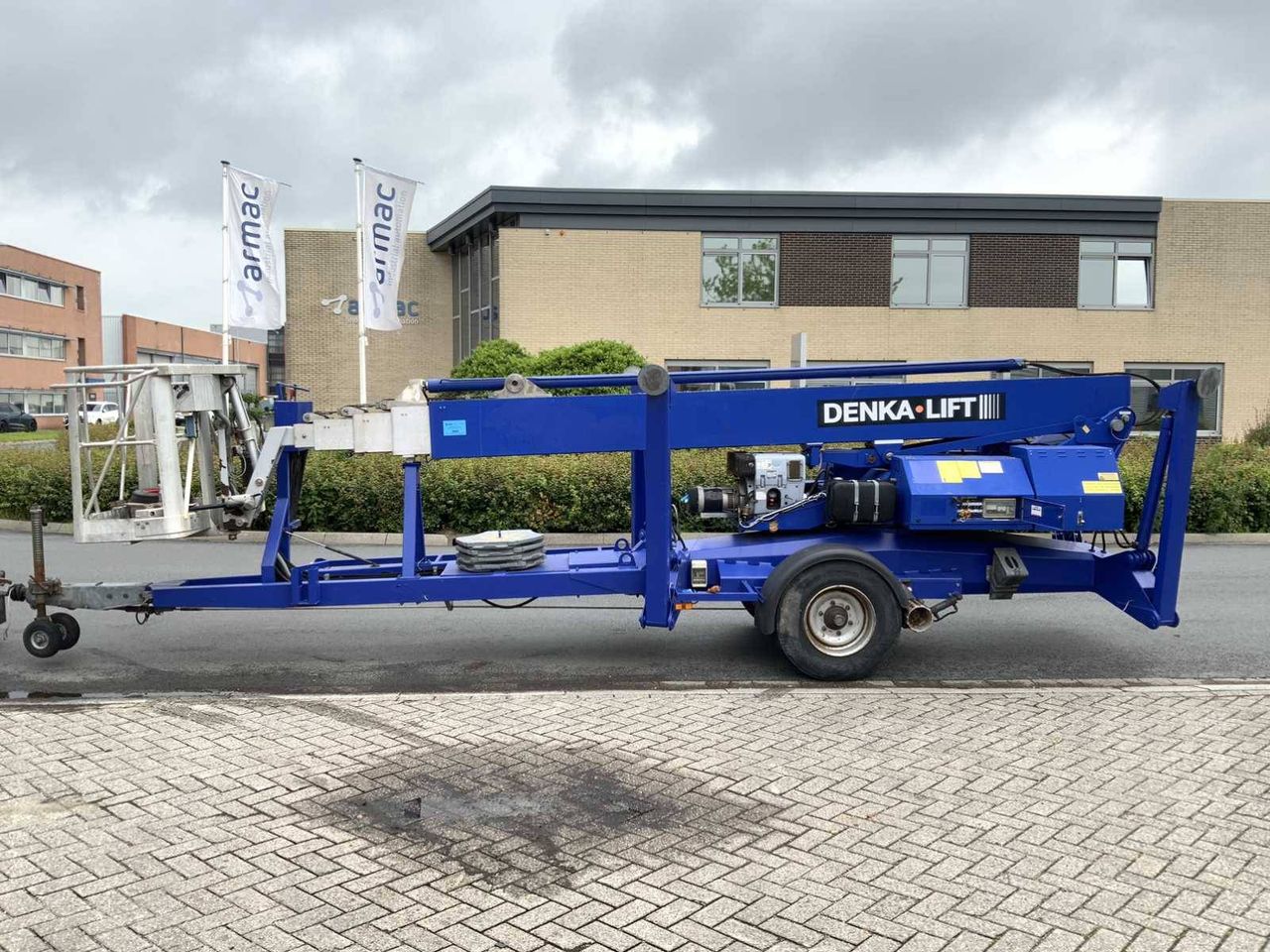 Telescopic boom lift Denkalift DL25 Electric+Diesel 200kg 25.3m 2005