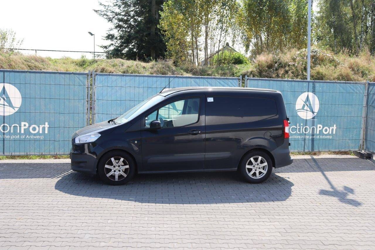 Van Ford Transit Courier Diesel 75hp 2015