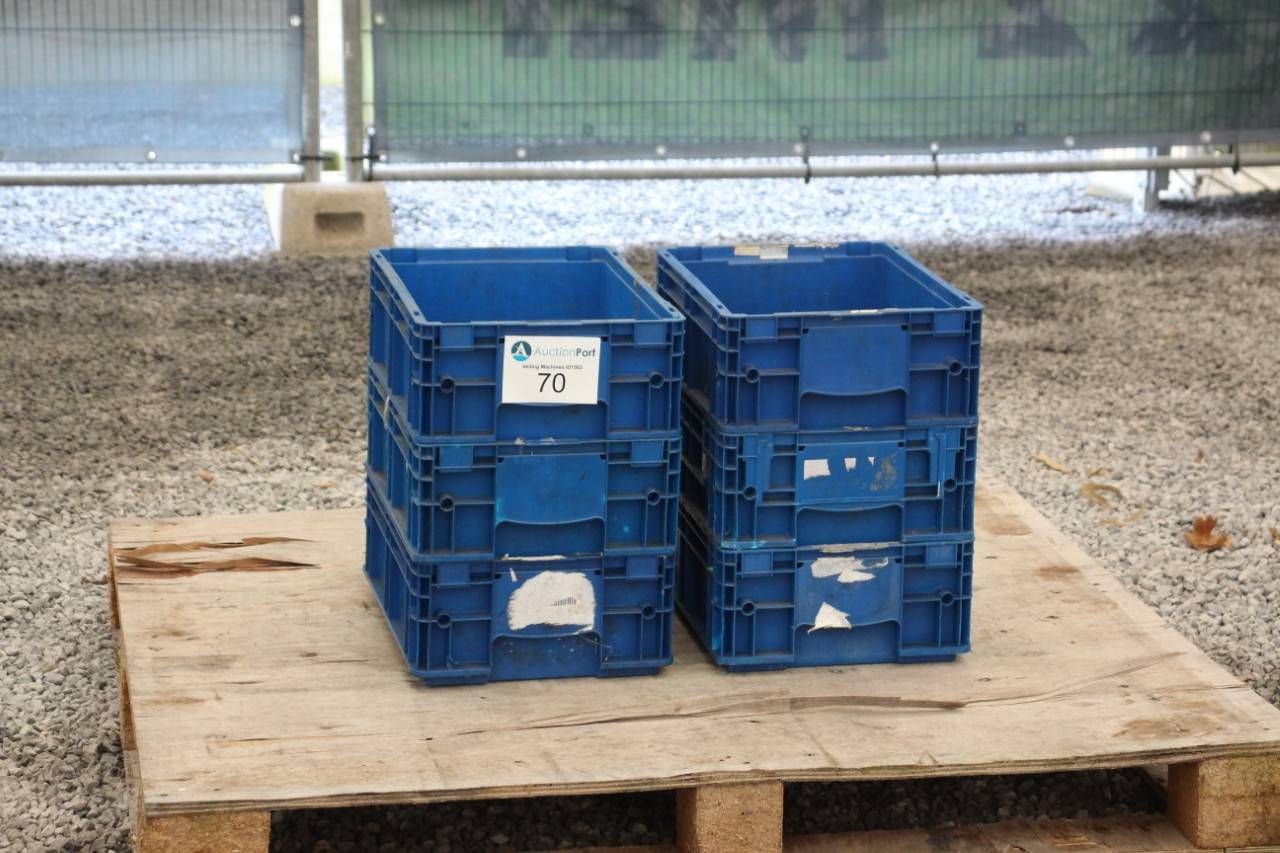 Lot of 6 stackable containers (Margin)