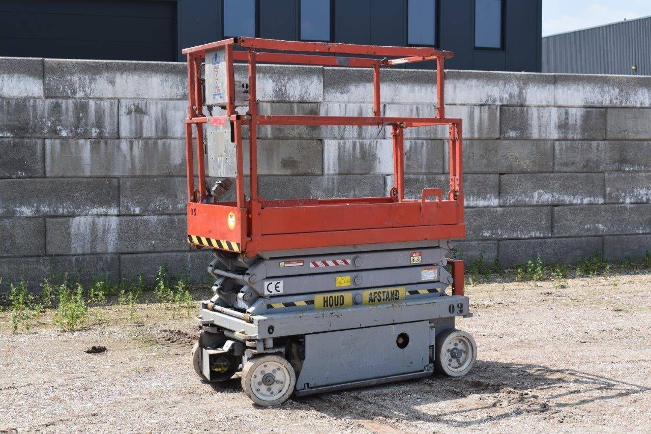 Scissor lift Skyjack SJII-3219 Electric 558kg