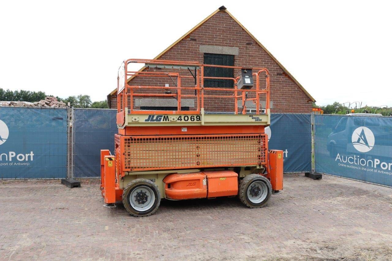 Scissor lift JLG M4069 Electric 360kg 14.2m 2007
