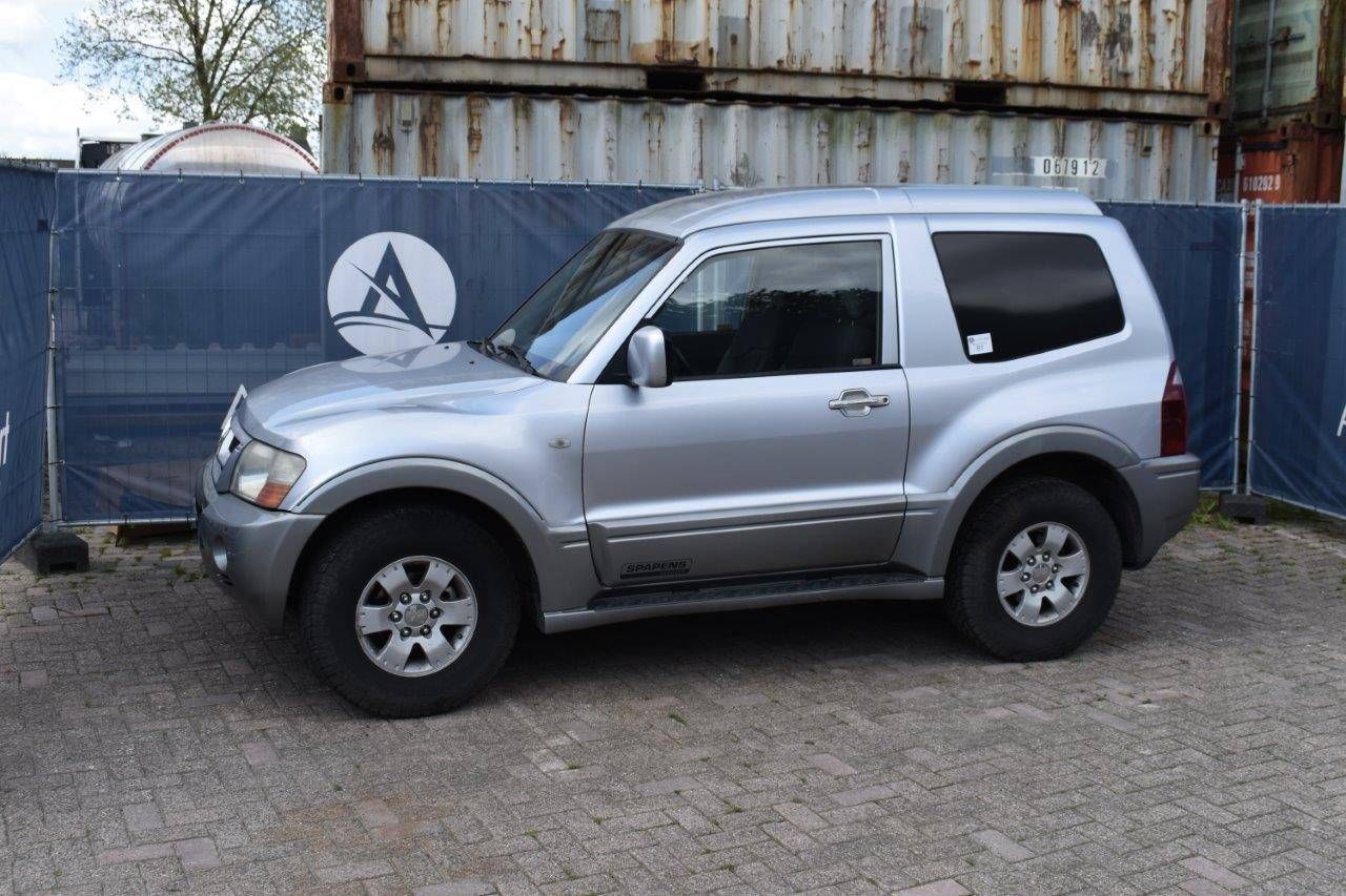 Mitsubishi Pajero 3.2 DI GLS HRLS 2004 Diesel