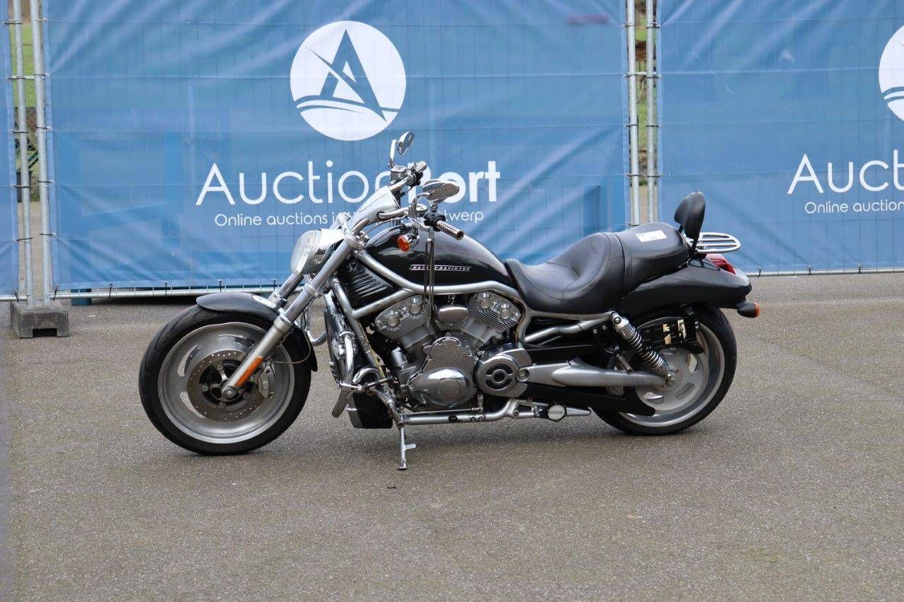 Motorcycle Harley Davidson V-rod Gasoline 