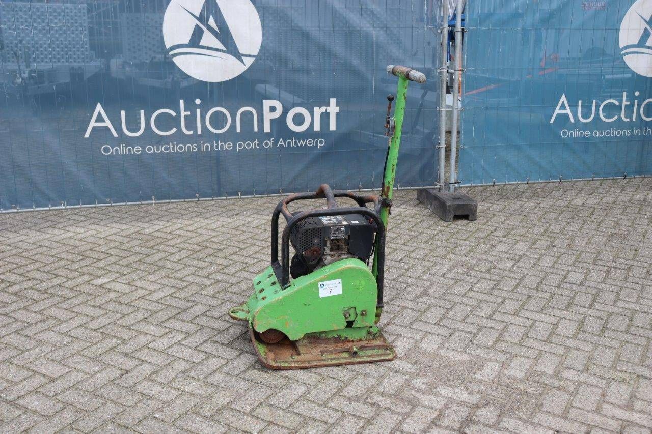 Vibratory plate Hatz 1B20-6 Diesel